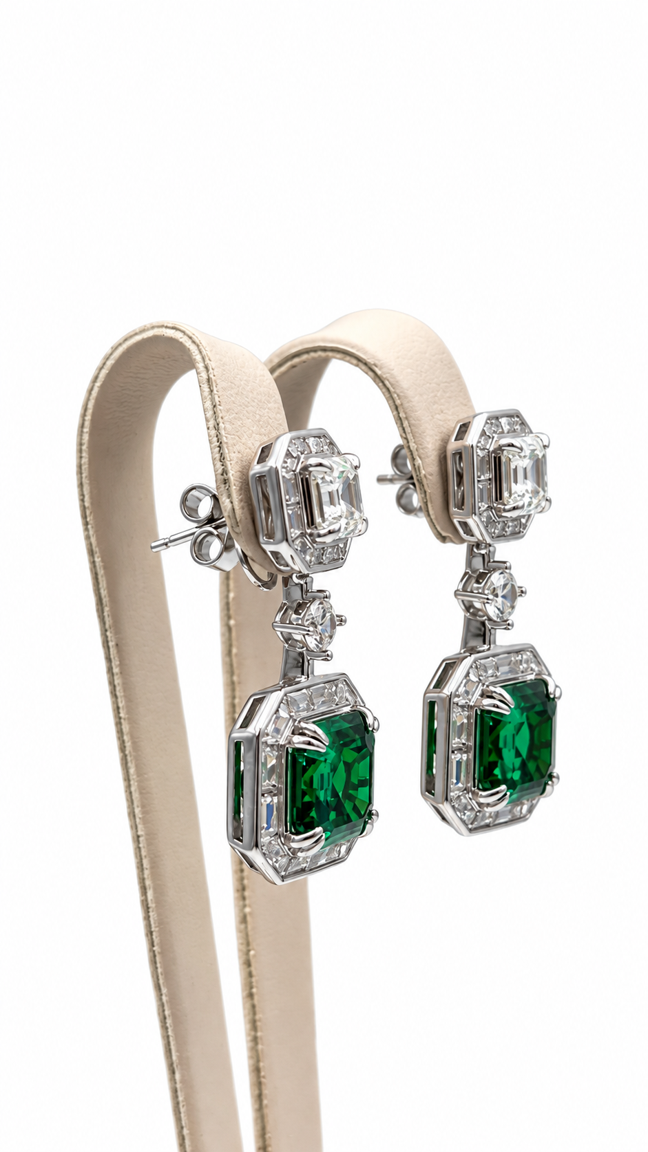 Zümrüt Renkli Art Deco Sallantılı Gümüş Küpe
