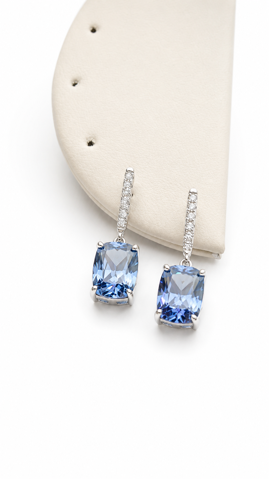 Safir Renkli Swarovski Taşlı Gümüş Küpe