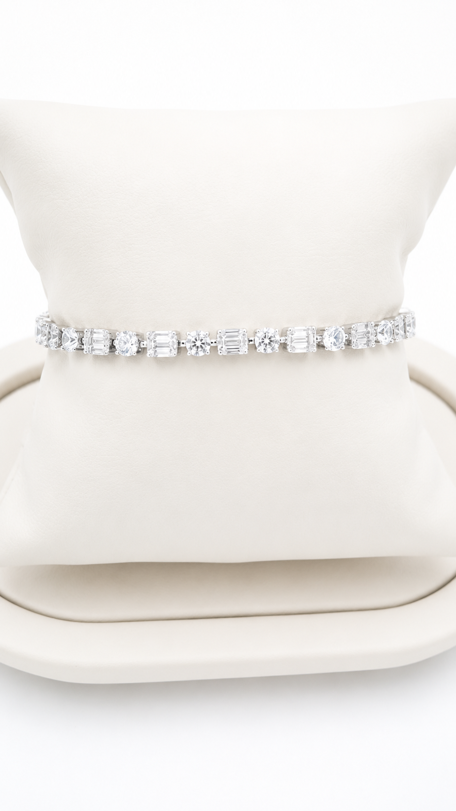 Swarovski Taşlı Baget Yuvarlak Gümüş Suyolu Bileklik