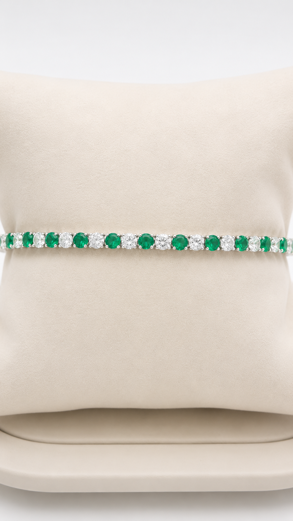 Zümrüt Renkli Swarovski Taşlı Suyolu Gümüş Bileklik