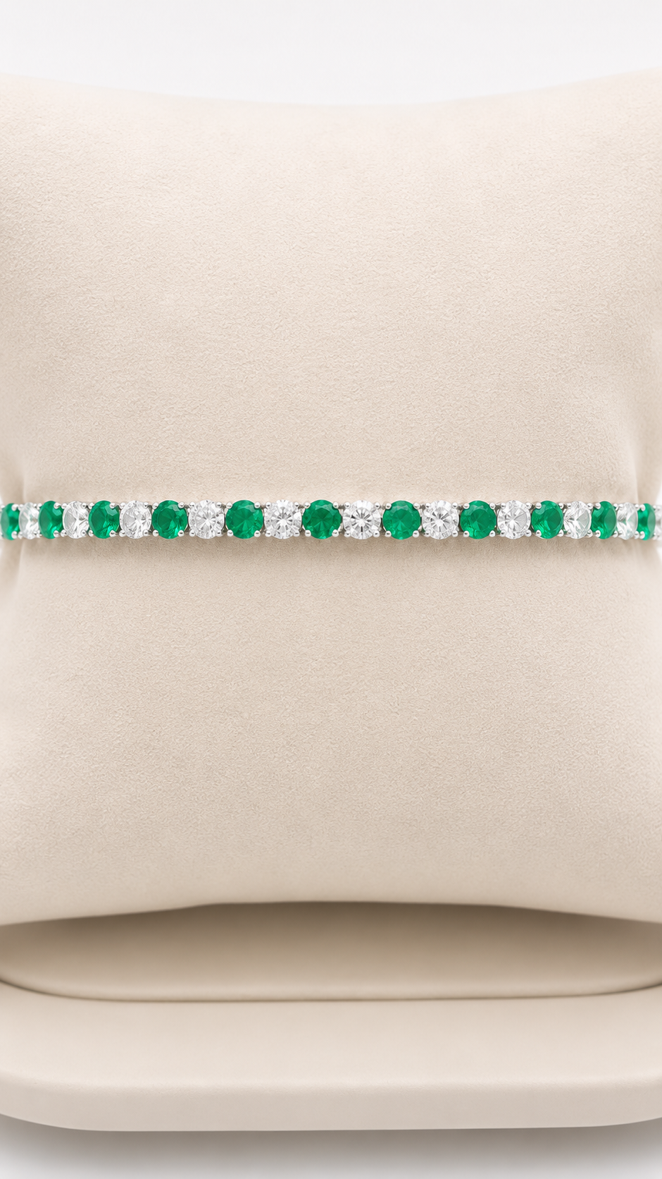 Zümrüt Renkli Swarovski Taşlı Suyolu Gümüş Bileklik